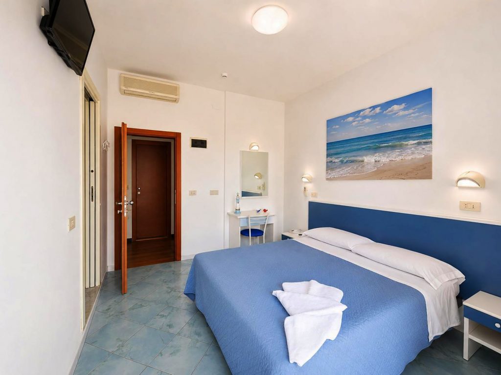 Picture - "Comfort Double Room with Sea View"